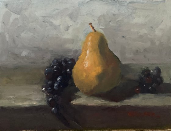 Pear with Black Grapes