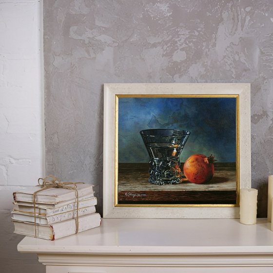 Glass an Pomegranate