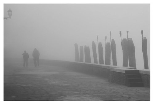 Pescatori nella nebbia by Matteo Chinellato