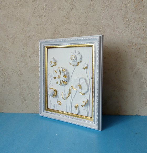 sculptural wall art "Flowers and Gold"