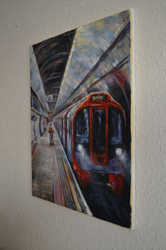 london underground ( train to Epping)