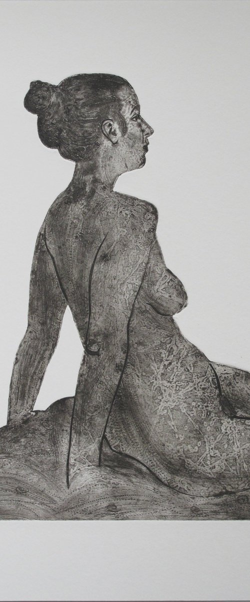 Seated female nude by Rory O’Neill