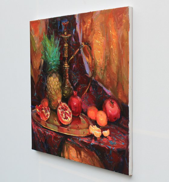 Still life with pineapple