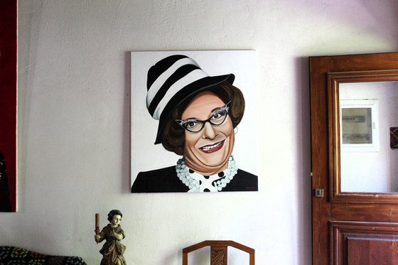 Dame Edna in Colour