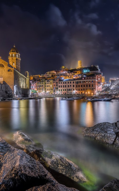 THE NIGHTS IN VERNAZZA by Giovanni Laudicina