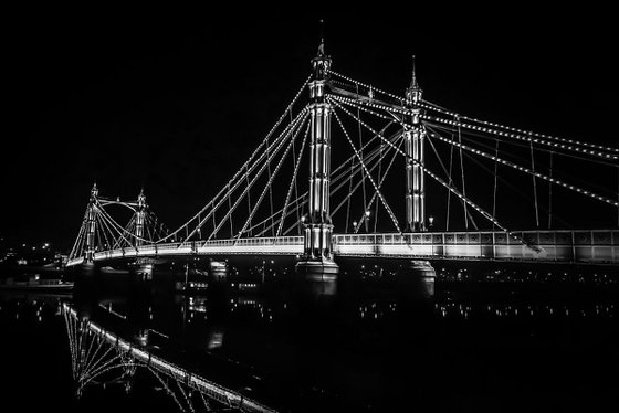 Albert bridge BLACK & WHITE (Limited edition  1/20) 30"X20"