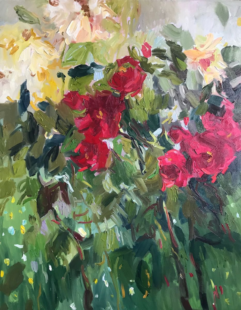 Garden roses by Lilia Orlova-Holmes
