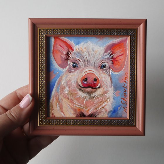 Piggy Miniatures in Framed