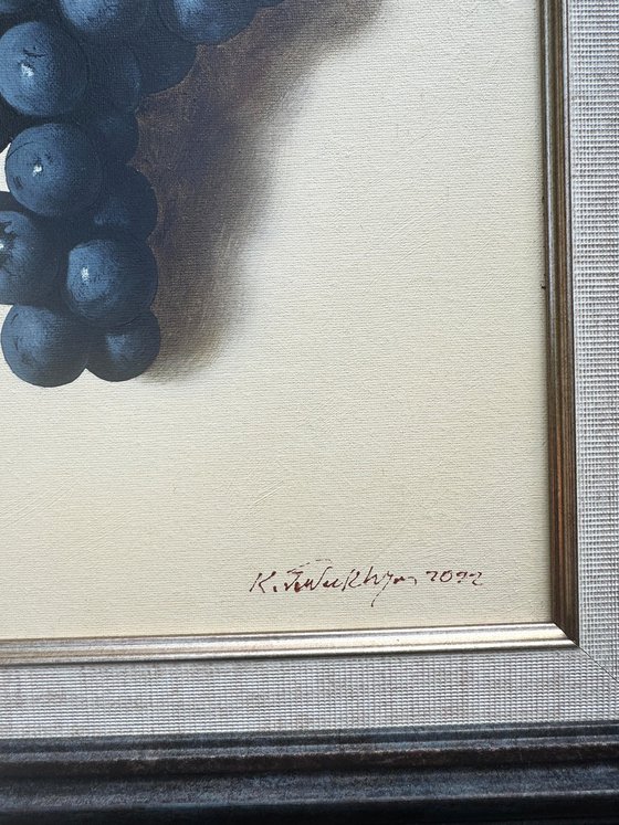 Black Grapes