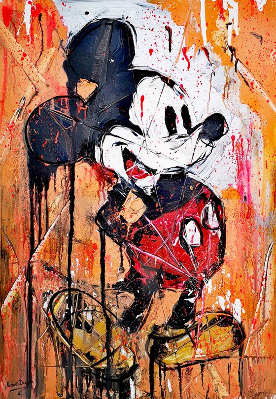 Mikey Mouse orange