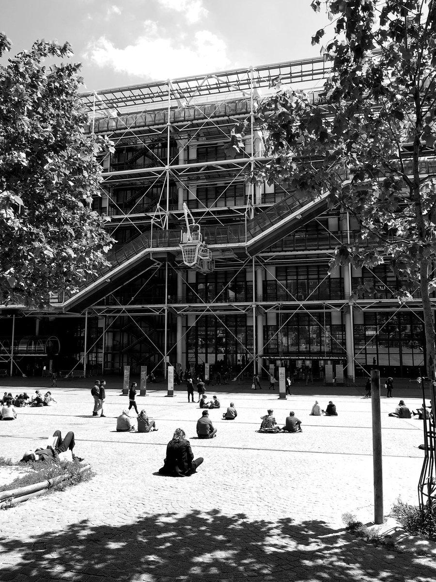 Centre Pompidou, Paris by Alex Cassels