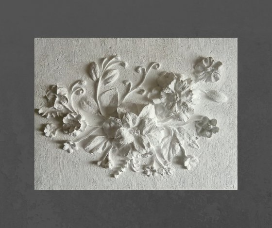 sculptural wall art "Horizontal flower arrangement"