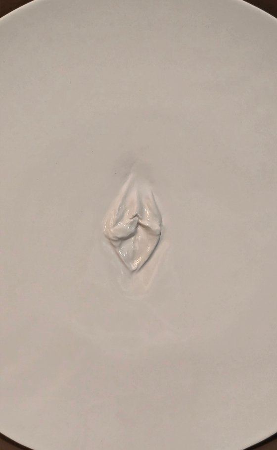 "Vulva Hypnotica XX"