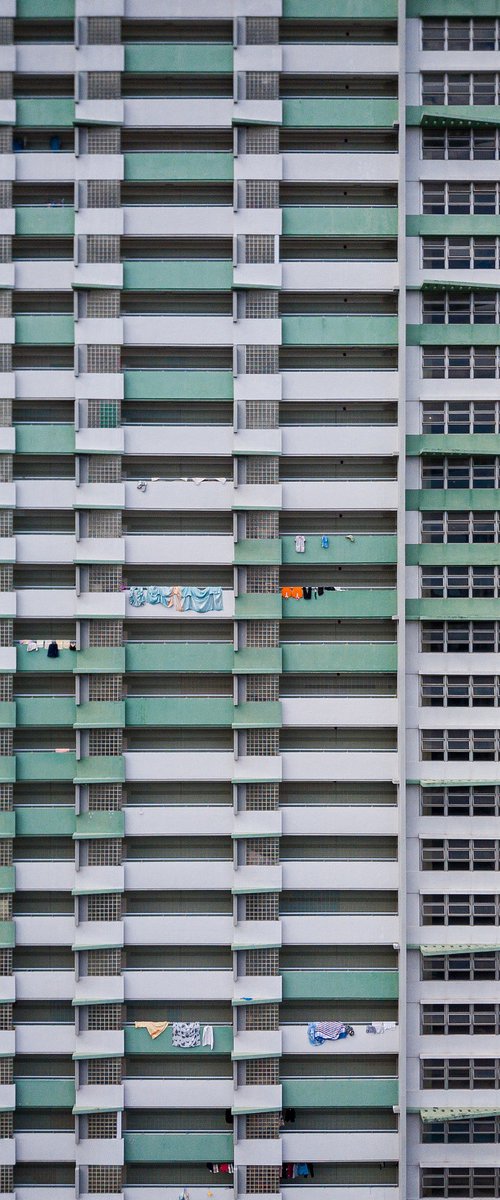 Vertical Domino by Serge Horta