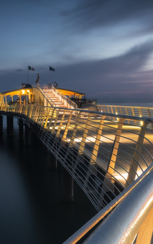 THE JETTY by Giovanni Laudicina