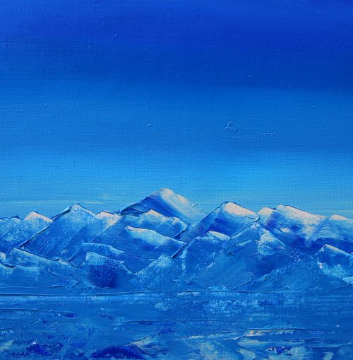 Mountain range by Denis Kuvayev