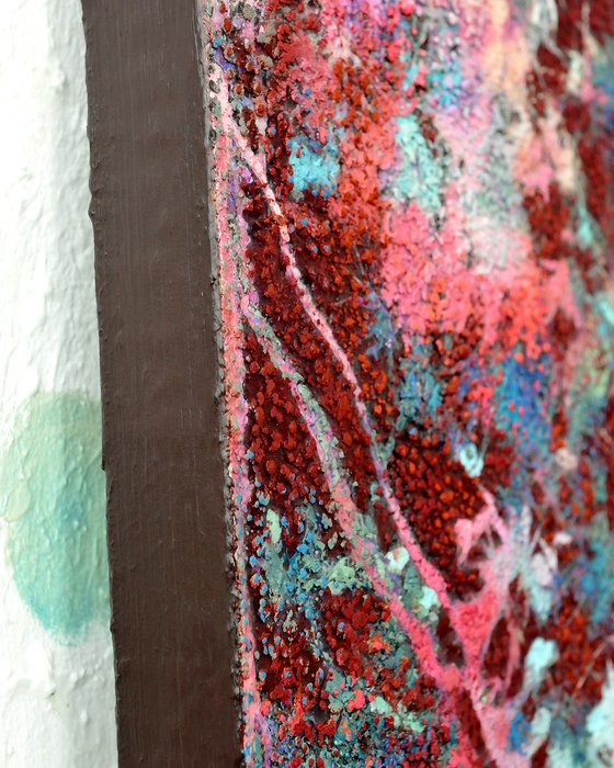 Oxidized burgundy tree leaves