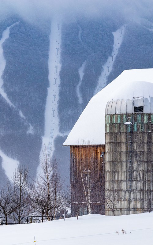 Bragg Farm, Mad River Valley by Francois de Melogue