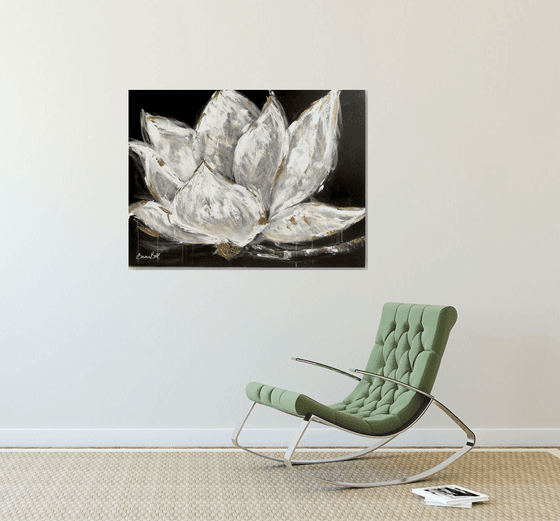 White Magnolia II