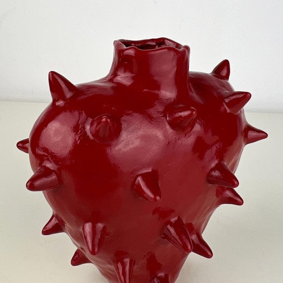 Spiked Heart Vase