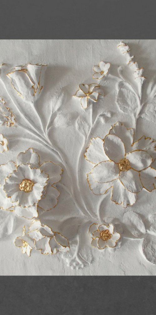 sculptural wall art "Flowers with gold accents" by Tatyana Mironova