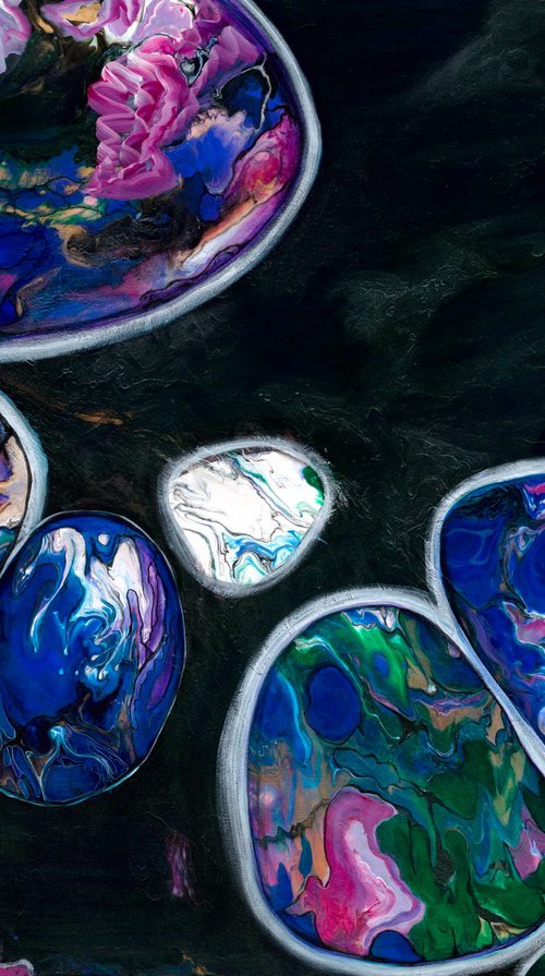 Large Paua Shell - New Zealand by Sung Lee