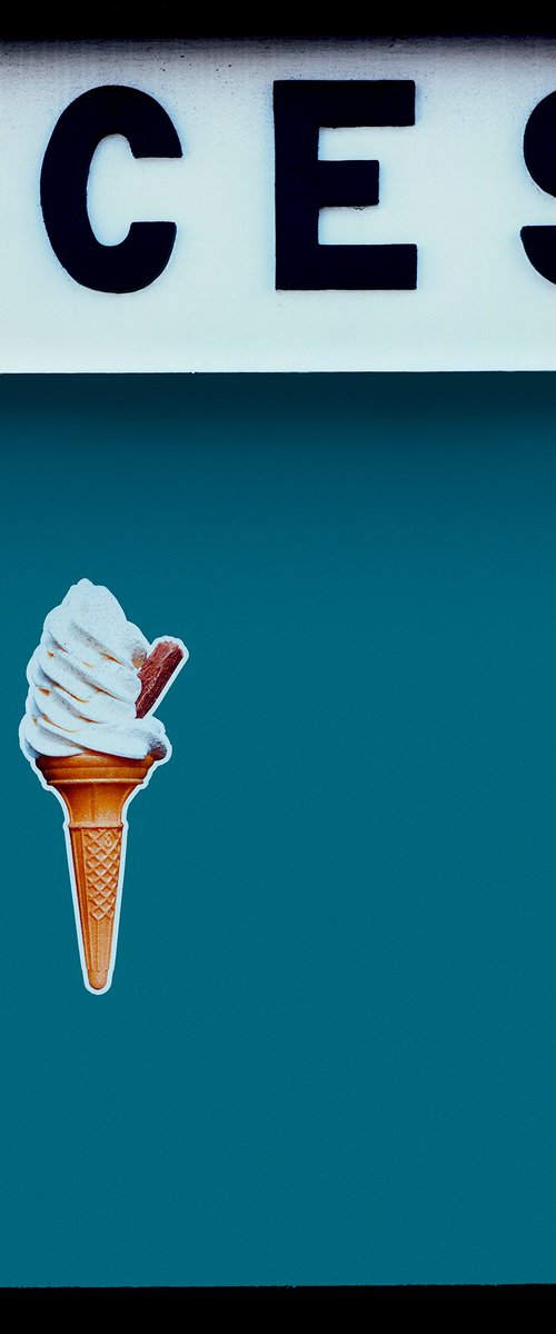 ICES (Blue Teal) by Richard Heeps