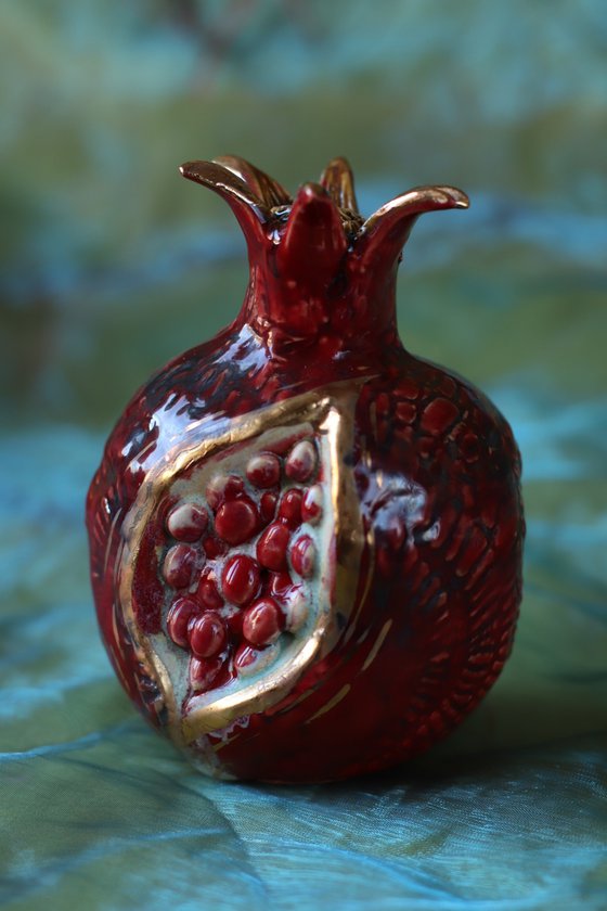 Pomegranate. Gold and Red