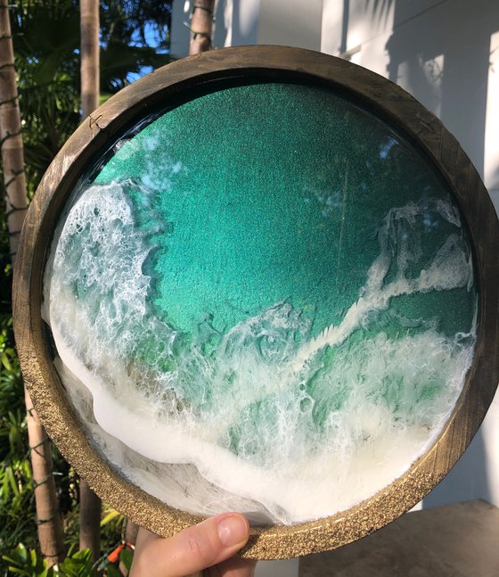 Ocean porthole