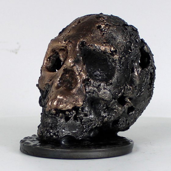 Skull 36-23
