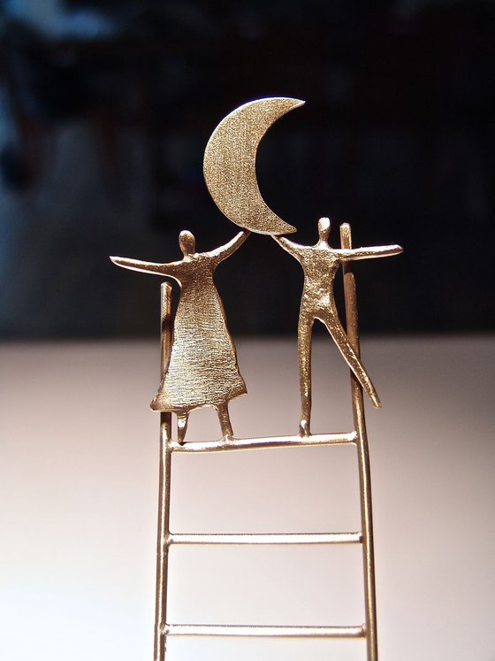 Take me to the moon