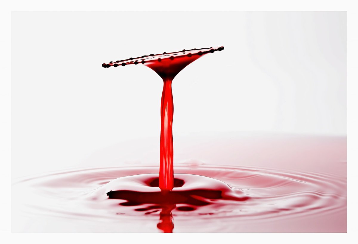 ’Crimson Chalice’ - Liquid Art Waterdrop Collection by Michael McHugh