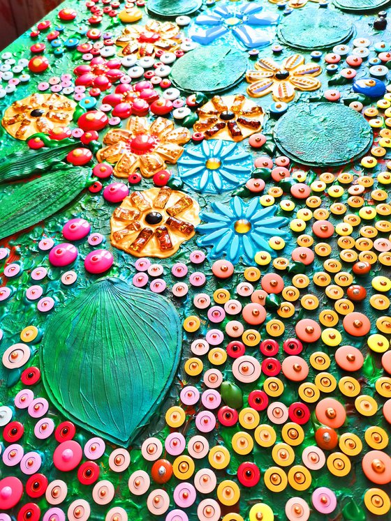 COLORFUL SUMMER GARDEN