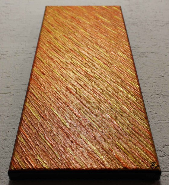 Gold orange copper knife texture