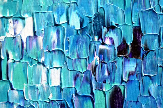 Relief Blue 25