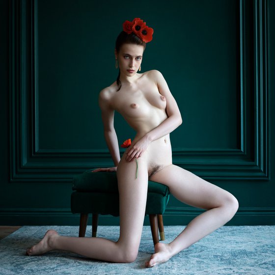 Maiden with poppies. Nude.