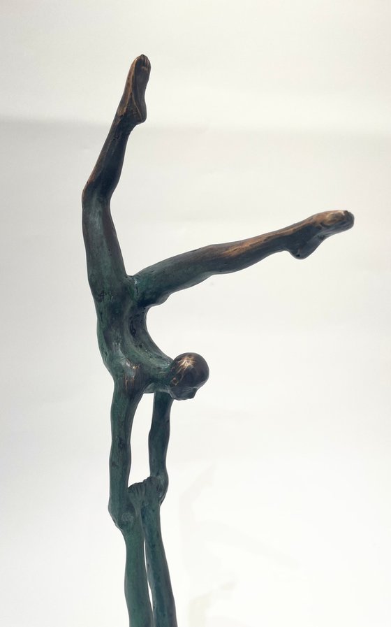 Acrobats Balance, no.VII/VIII