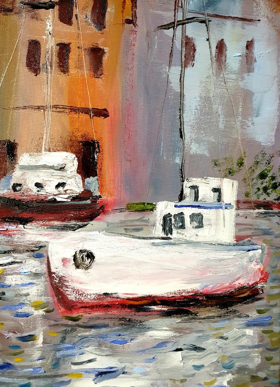 Boats in Amsterdam Canal