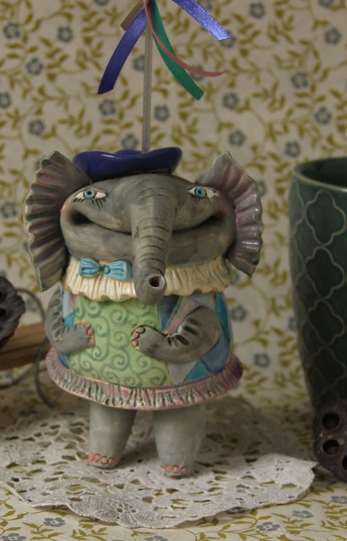 Elefantino. Ceramic hanging sculpture by Elya Yalonetski