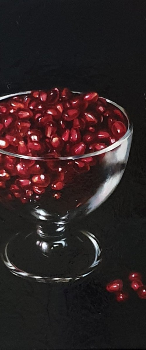 Vase with pomegranate seeds. by Anna Bessonova (Kotelnik)