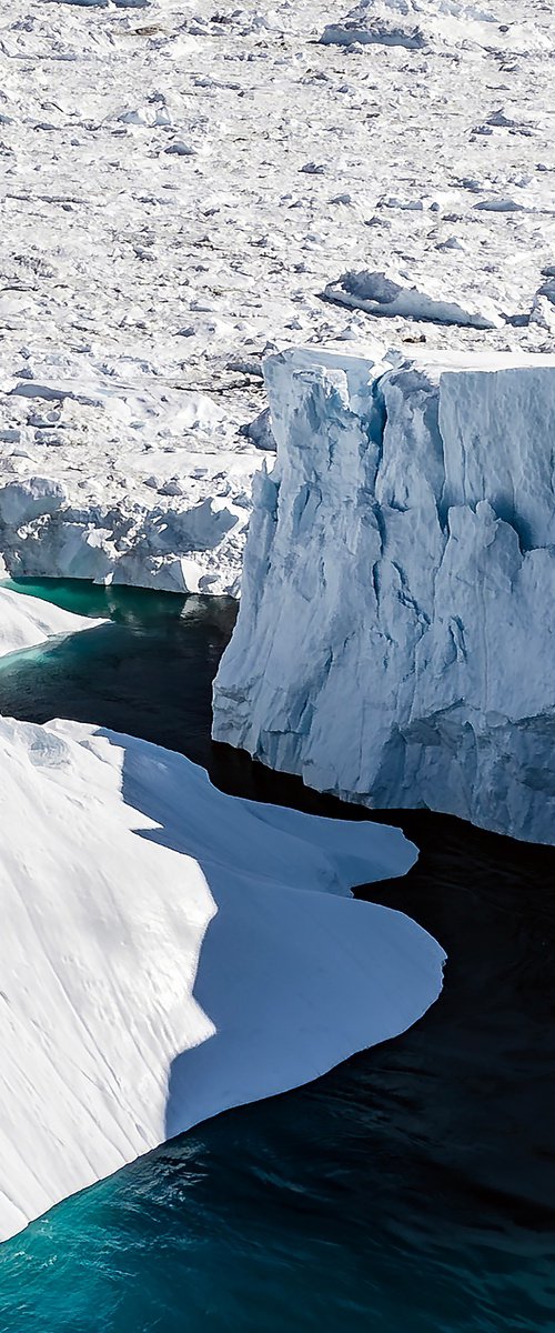 GREENLANDIC CANYON by Fabio Accorrà