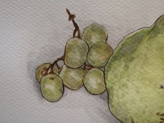 Pear and grapes