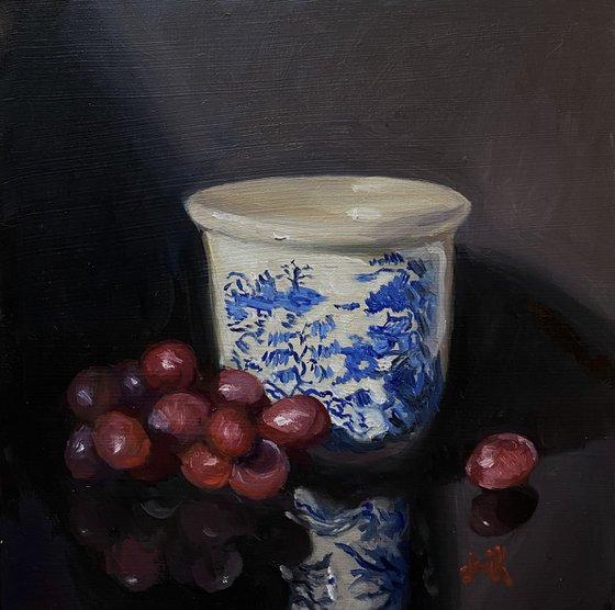 Red Grapes & Chinese Pot Still Life.
