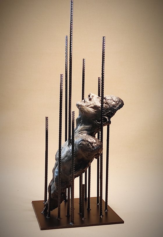 "Resilience pillars " Unique sculpture