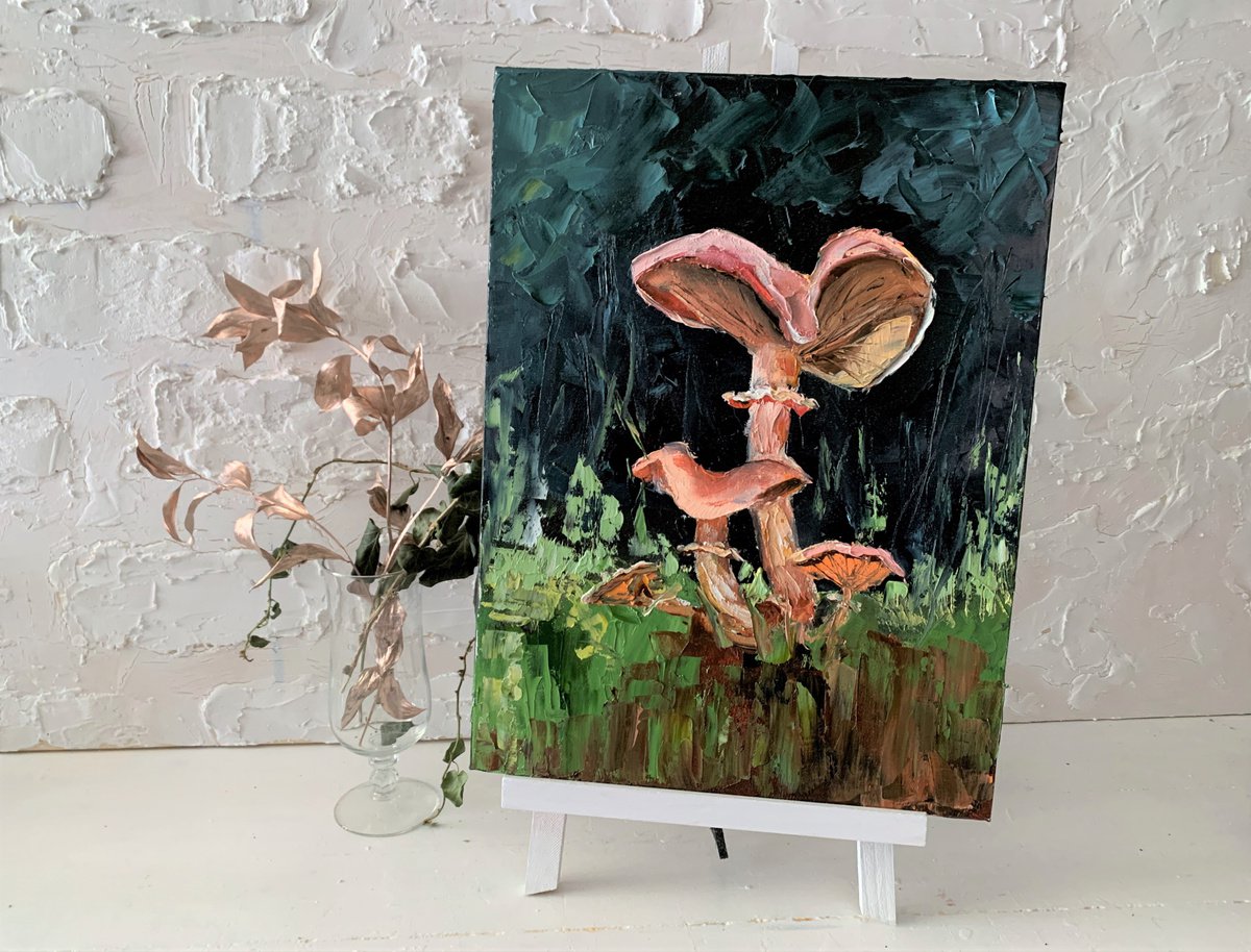Fungi chanterelle Mushrooms. Original impasto, palette knife oil painting. by Vita Schagen