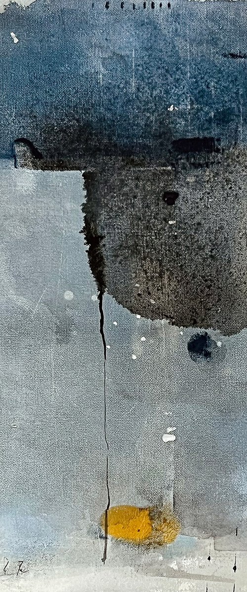 Floating Thoughts by Helena Palazzi