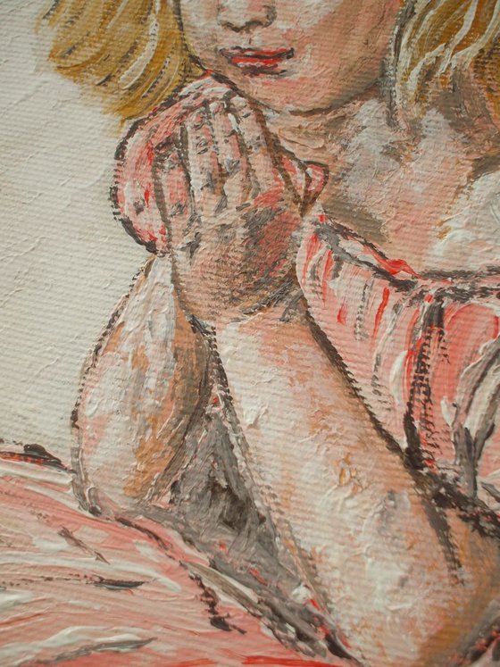 Little girl praying - gift