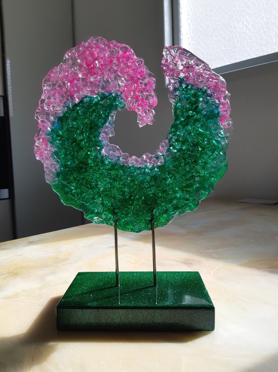 Emerald glass wave, 3D Crushed glass sculpture, Unique gift, Home Decor, Luxury art, Glass Epoxy sculpture, Standing sculpture bilateral