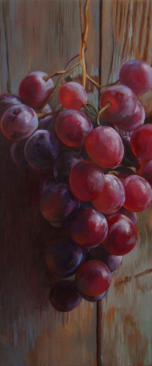 Red grapes by Albert Kechyan