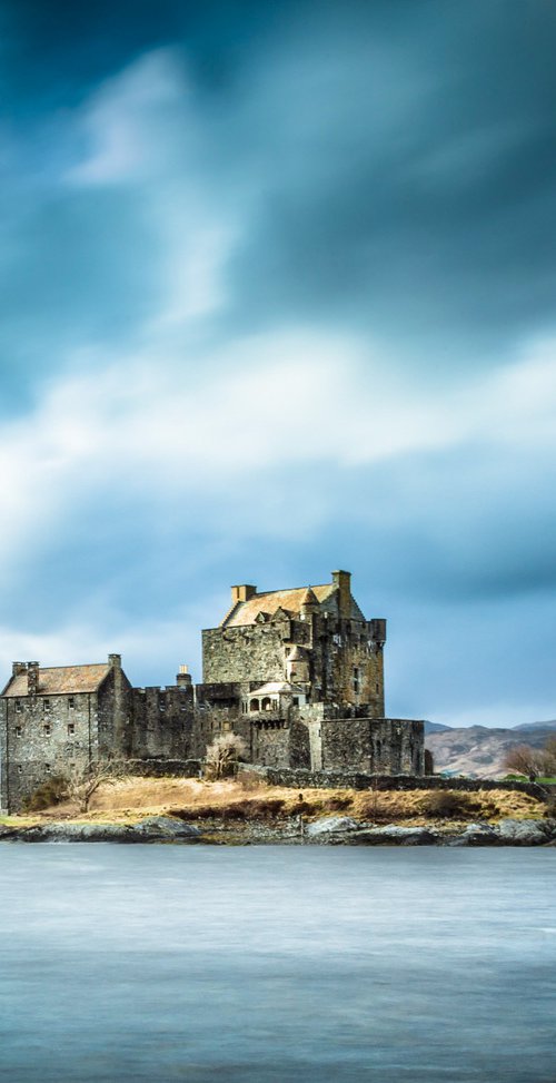 Eilean Donan Castle by Lynne Douglas